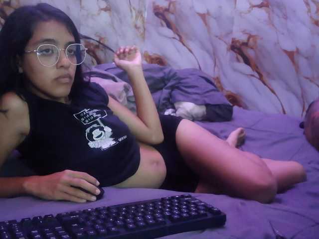 pocahontasb1 live cam