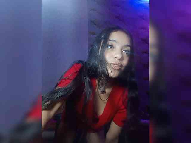 pocahontasb1 Sex Cam Show