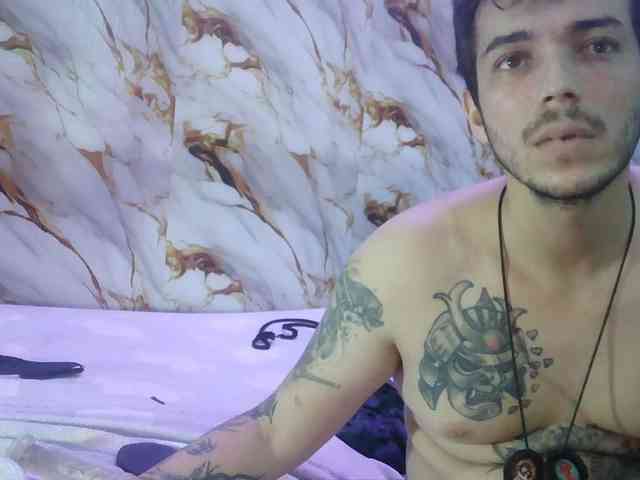 pocahontasb1 Sex Cam Show