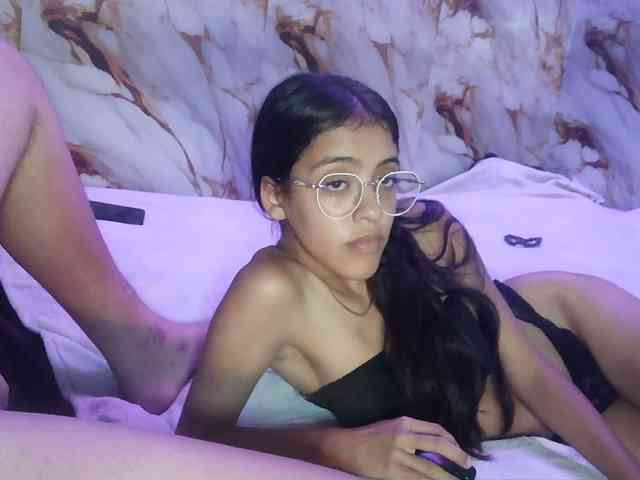 pocahontasb1 Sex Cam Show