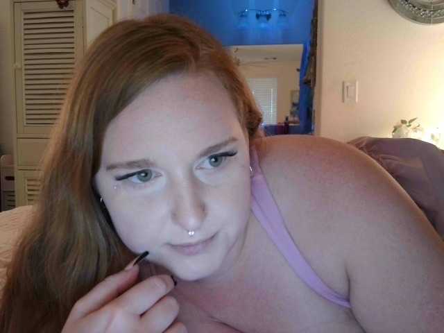 thickgingergoddess live cam on BongaCams