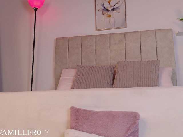 eva-miller7 live cam on BongaCams
