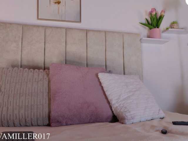 eva-miller7 live cam on BongaCams