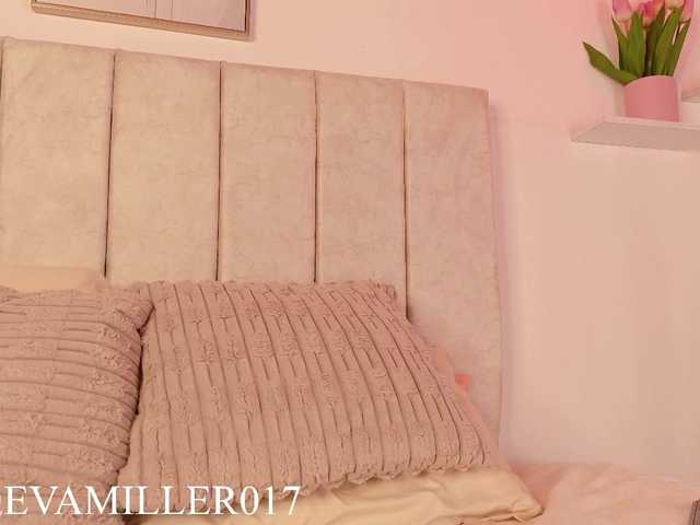 eva-miller7 live cam on BongaCams