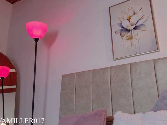 eva-miller7 live cam on BongaCams
