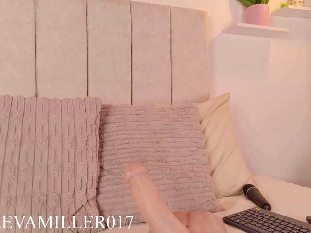 eva-miller7 live cam on BongaCams