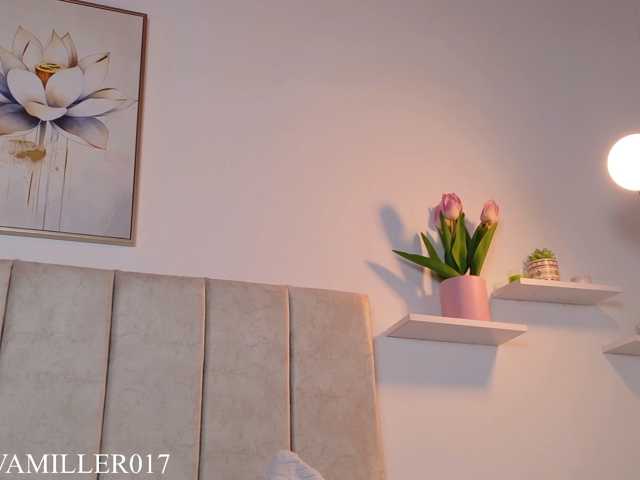 eva-miller7 live cam on BongaCams