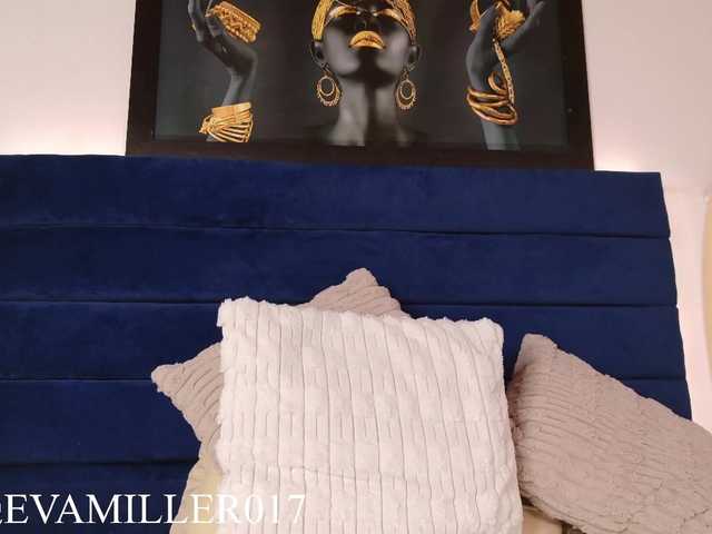 eva-miller7 live cam on BongaCams