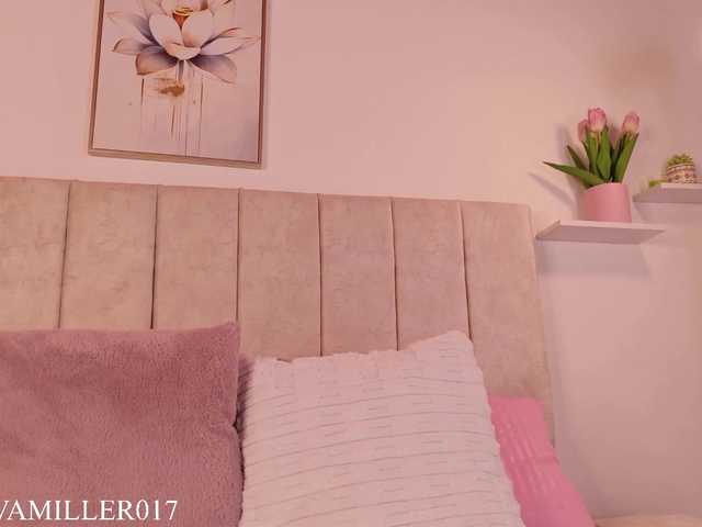eva-miller7 live cam on BongaCams