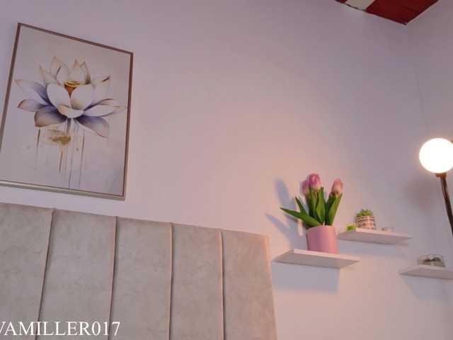 eva-miller7 live cam on BongaCams