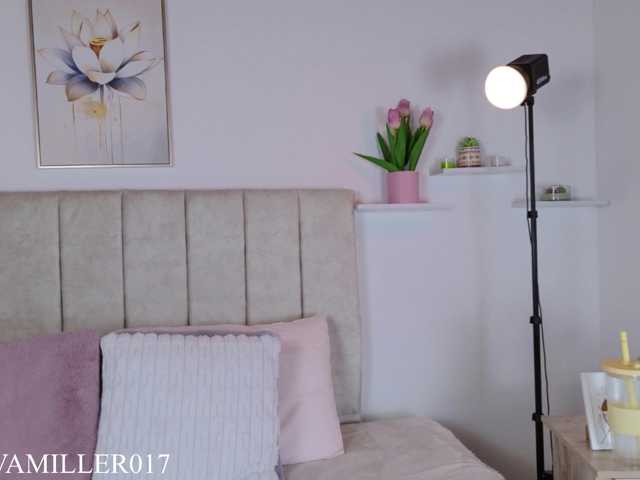 eva-miller7 live cam on BongaCams