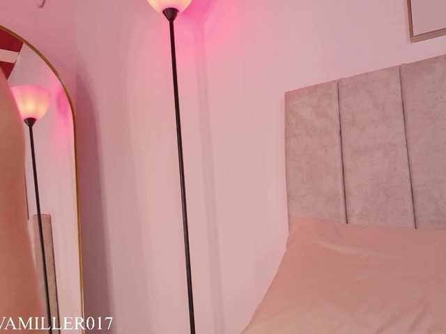 eva-miller7 live cam on BongaCams
