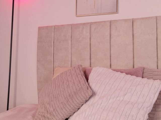 eva-miller7 live cam on BongaCams