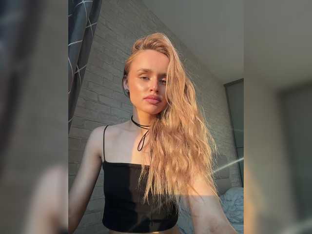 Enchantix live cam on BongaCams