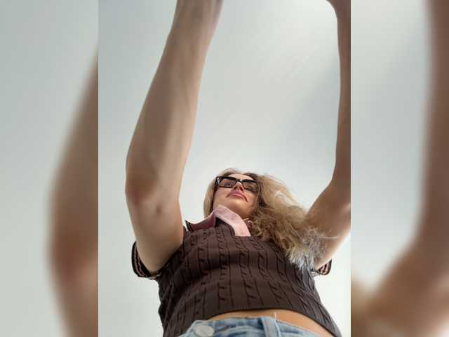 Enchantix live cam on BongaCams