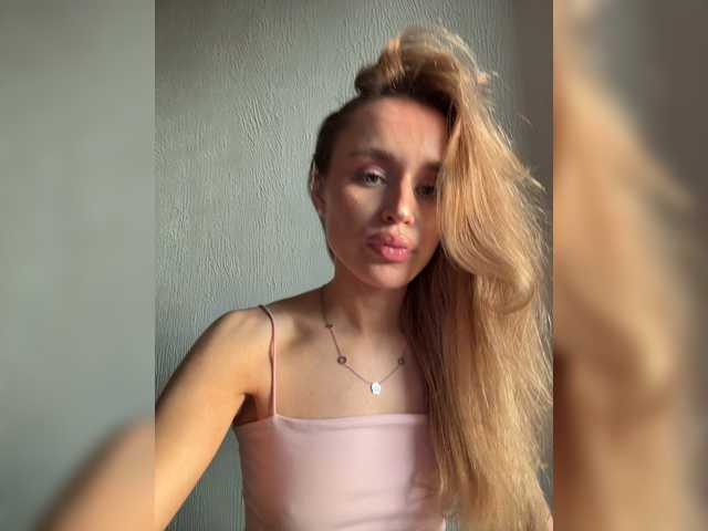 Enchantix live cam on BongaCams
