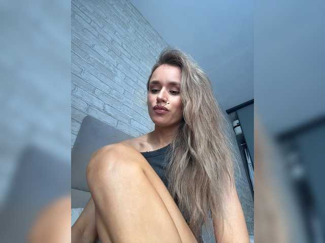 Enchantix live cam on BongaCams