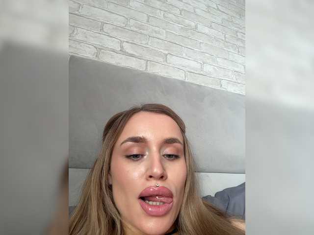 Live трансляция Enchantix - Runet.cam
