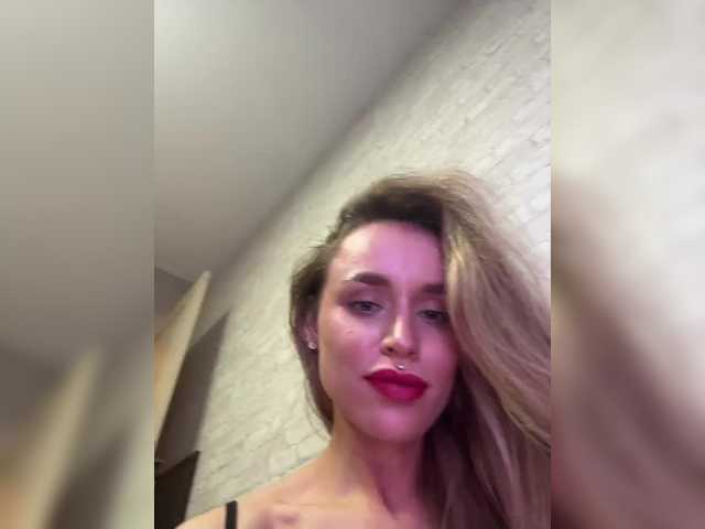 Enchantix live cam on BongaCams