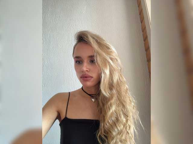 Enchantix live cam on BongaCams