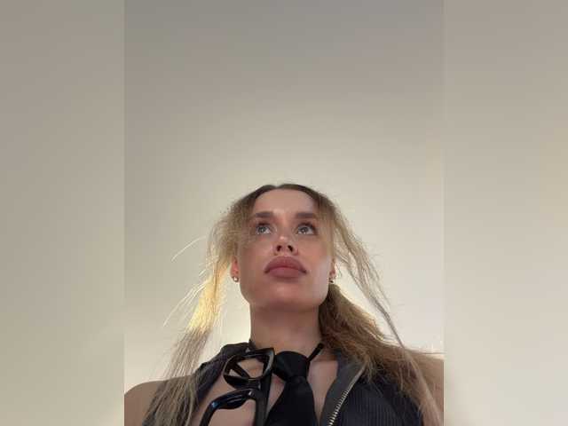 Enchantix live cam on BongaCams