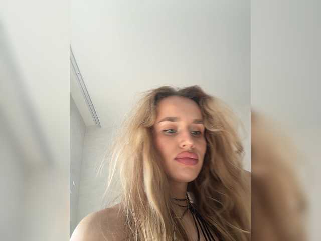 Enchantix live cam on BongaCams