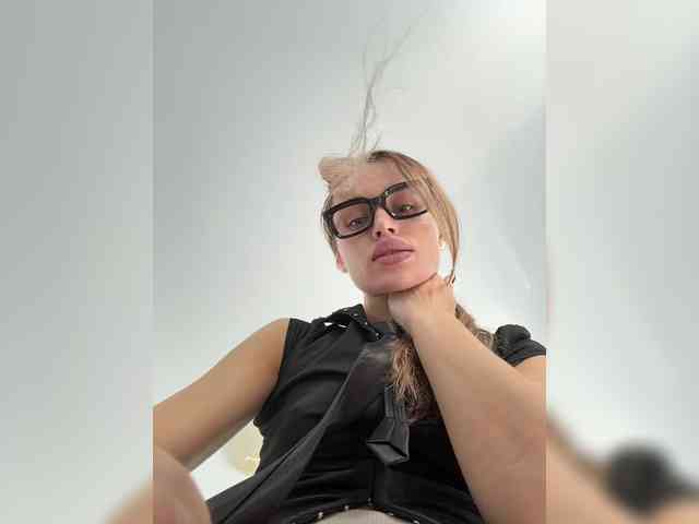 Enchantix Live Webcam on BongaCams