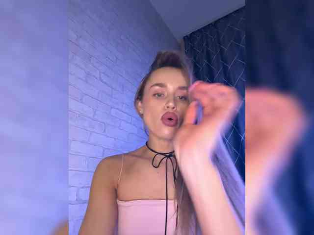 Enchantix Live Webcam on BongaCams