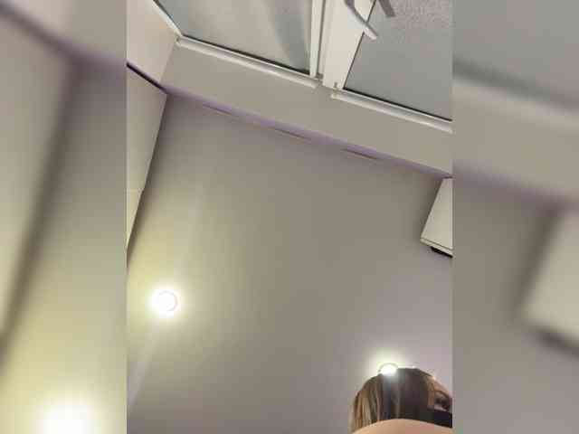 MINIKITTYA webcam