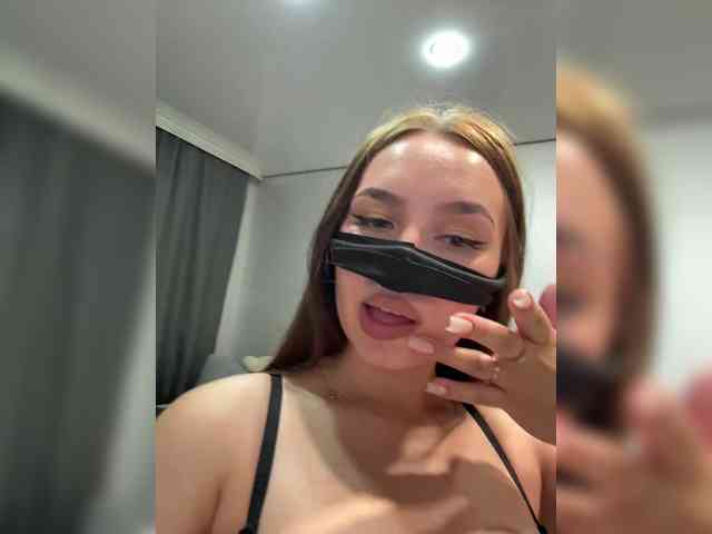 MINIKITTYA webcam