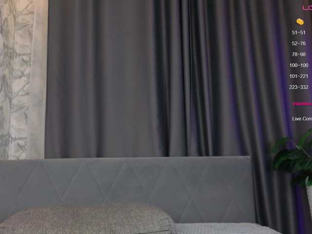 Jupiter-ring live cam on BongaCams