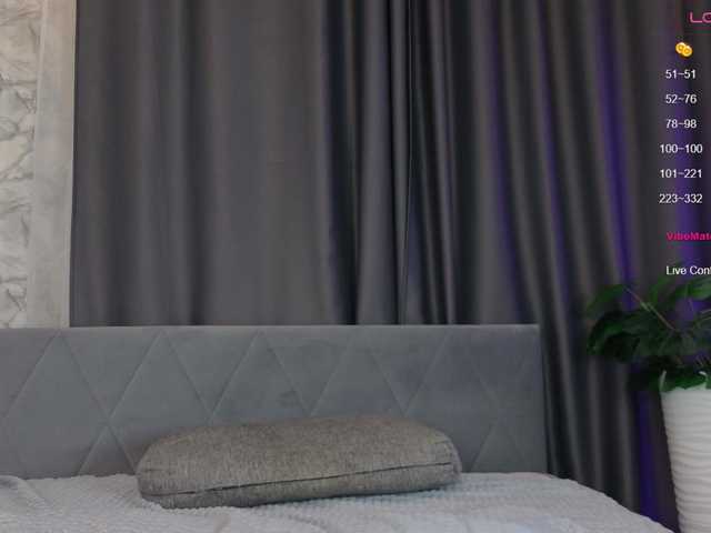Jupiter-ring live cam on BongaCams