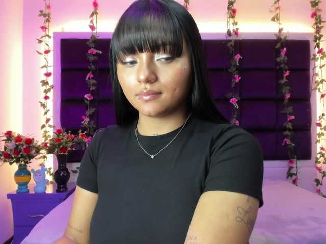 sweelanna live cam on BongaCams