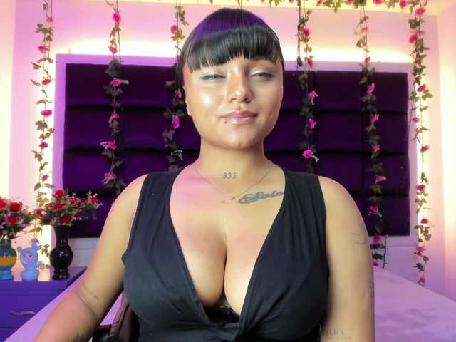 sweelanna live webcam show