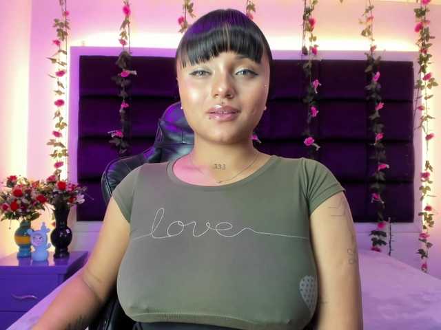 sweelanna live webcam show
