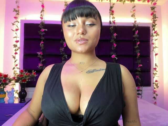 sweelanna live webcam show