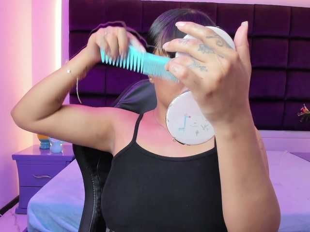 sweelanna live cam on BongaCams