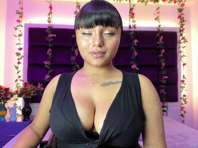 sweelanna live webcam show