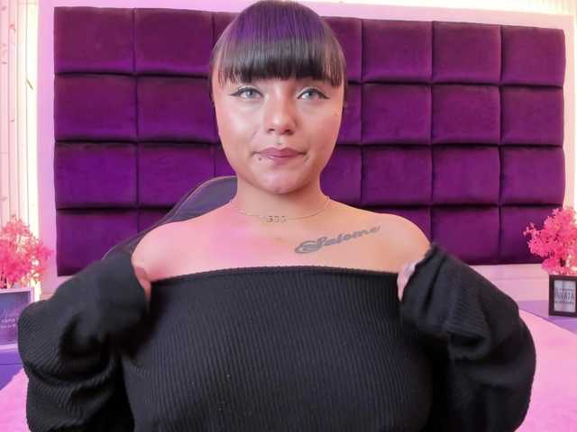 sweelanna live cam on BongaCams