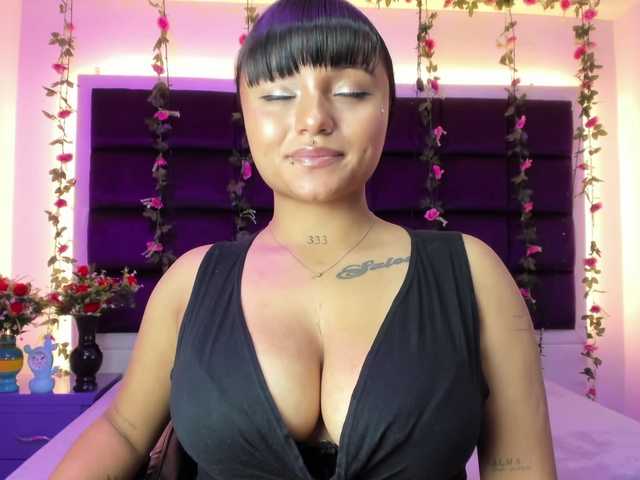 sweelanna live webcam show