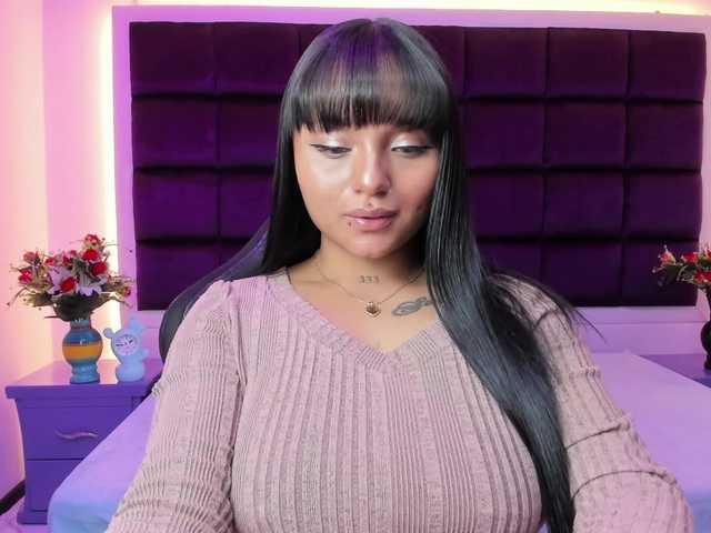 sweelanna live cam on BongaCams
