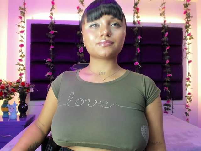 sweelanna live webcam show