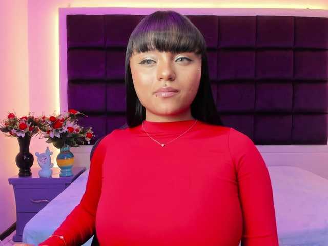sweelanna live cam on BongaCams