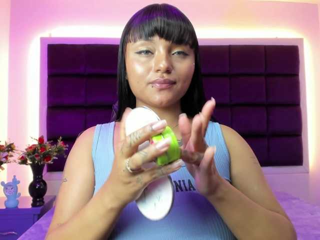 sweelanna live webcam show