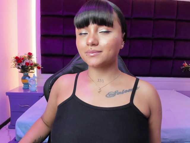 sweelanna live cam on BongaCams