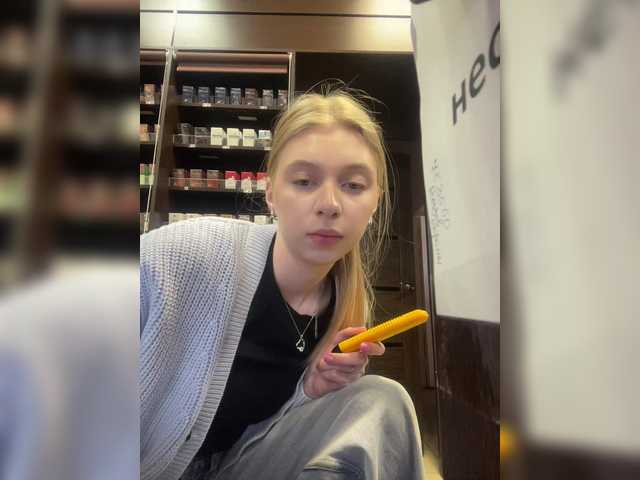 Nellie-Lolly