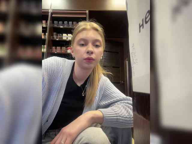 Nellie-Lolly webcam