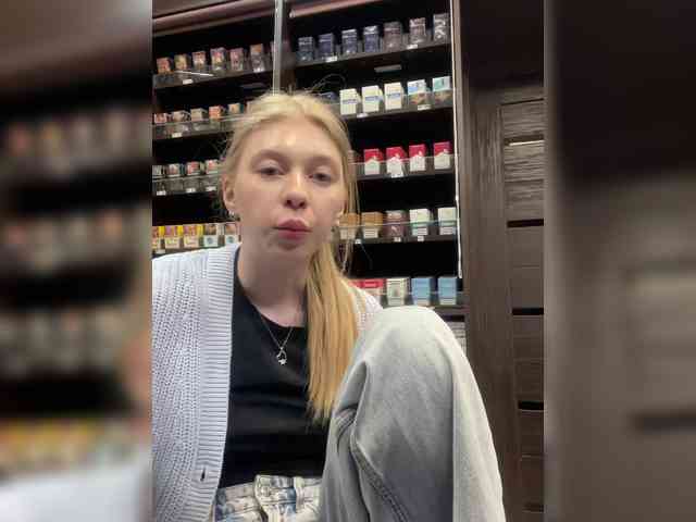 Nellie-Lolly webcam