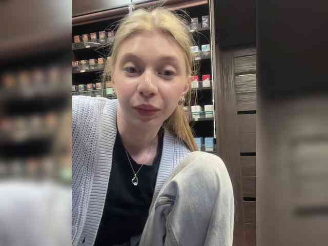 Nellie-Lolly webcam
