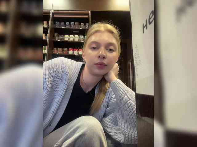 Nellie-Lolly webcam